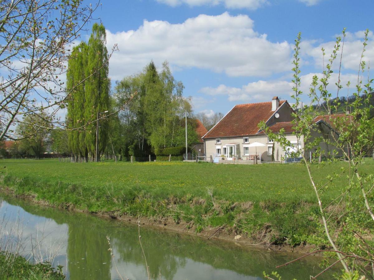 La Taniere Douce Bed & Breakfast Soulaucourt-sur-Mouzon Exterior photo